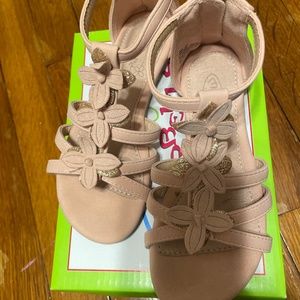 Girls sandles
